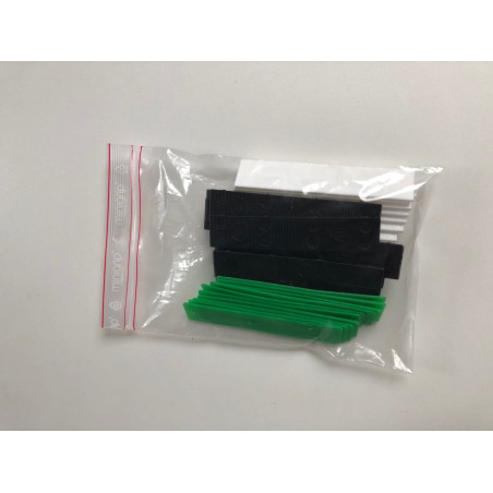 Lot de 30 cales PVC de 1, 2 et 3 mm aplomb et équerre des poteaux sur support irrégulier