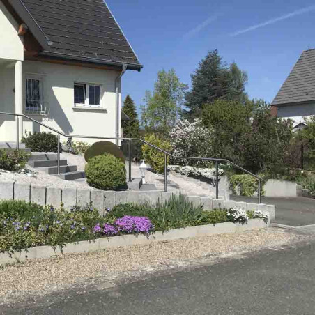 Rampe d'escalier exterieur sur poteaux, en kit, en inox brossé