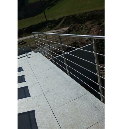 Garde corps de terrasse à 5 barres en inox en kit à l'anglaise