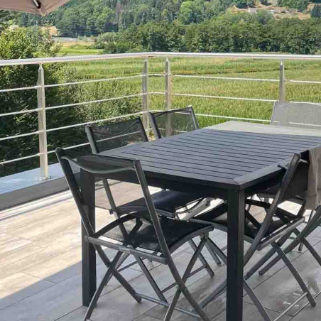 Garde corps de terrasse à 4 barres en inox avec poteaux design à la française