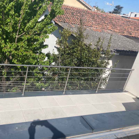 Garde corps de terrasse à 9 barres en inox en kit à la française