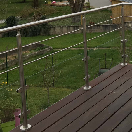 Garde corps de terrasse à verre et barres en inox à la française