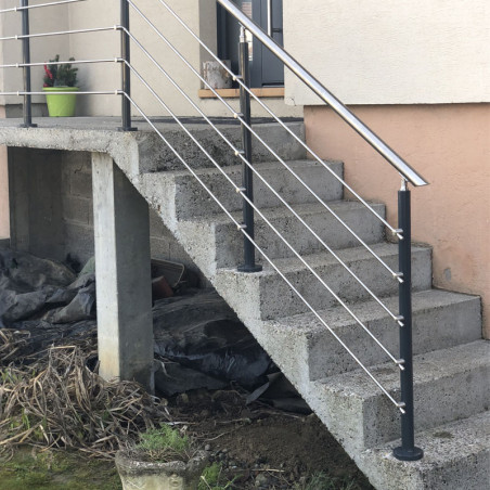Garde corps de terrasse poteaux laqués et inox, 5 barres à la française, plusieurs coloris