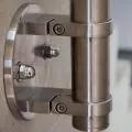 Platine de fixation poteau garde corps à l'anglaise 2 colliers inox 304 2