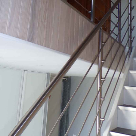 Garde corps d'escalier à 5 lisses en kit à l'anglaise, en inox