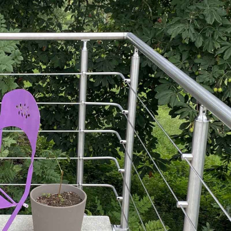 Garde corps d'escalier à 5 cables tendus en kit à l'anglaise, en inox