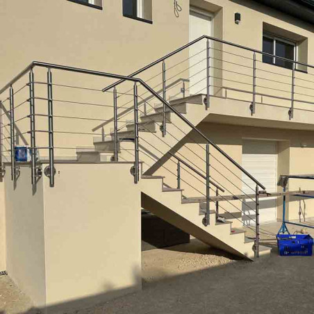 Garde corps d'escalier à 5 cables en kit à l'anglaise, en inox