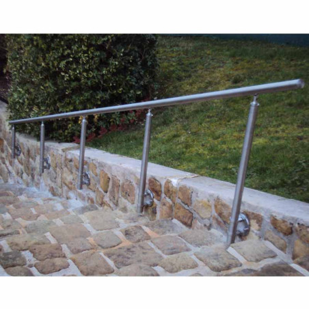 Rampe d'escalier exterieur sur poteaux, en kit, en inox brossé