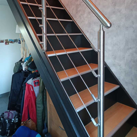 Rambarde escalier sur limon bois, 4 câbles, en inox, en kit