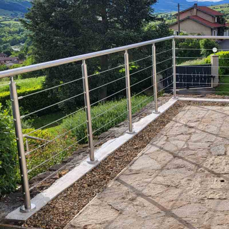 Garde corps de terrasse à 6 câbles en inox en kit à la française