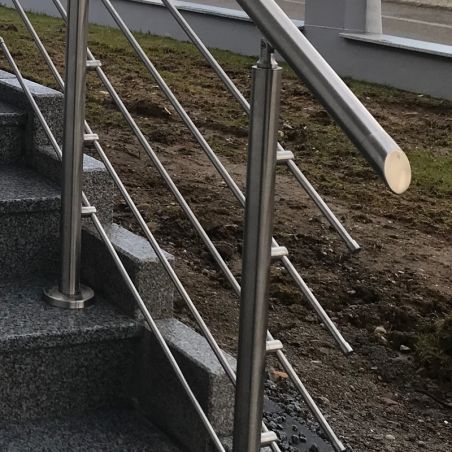 Garde corps équipé de terminaison sobre et élégante de lisse de garde corps 12mm, inox 304 brossé