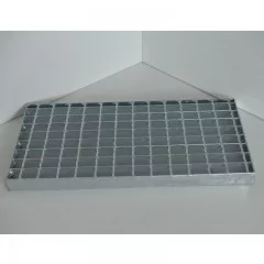 Caillebotis sur mesure electroforgé en acier galvanisé maille 30/30 et porteurs 30/3 mm