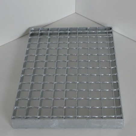 Caillebotis sur mesure electroforgé en acier galvanisé maille 30/30 et porteurs 30/2 mm