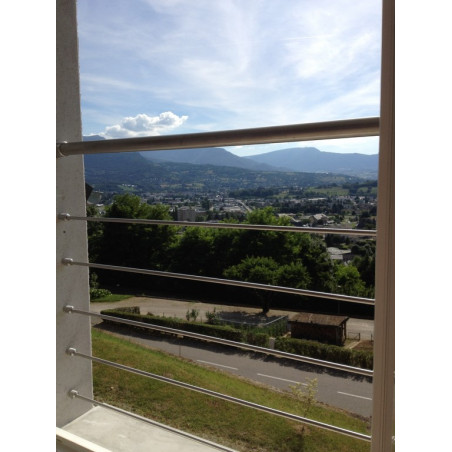 Barriere de fenetre moderne en inox 3 lisses