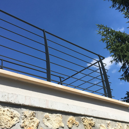 Garde corps terrasse acier design en kit 6 lisses et main courante