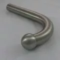 Grande crosse de main courante 310 x 190 mm en inox 304 brossé diamètre 42,4 mm 1