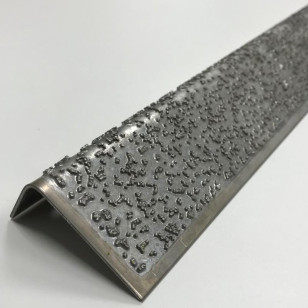 Nez de marche inox fortement antidérapant pour escalier longueur 2 mètres, inox naturel