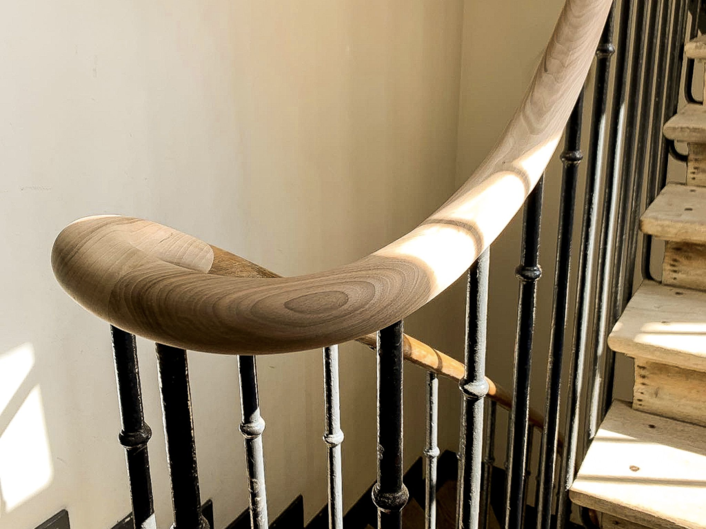 Entretien rampe escalier bois
