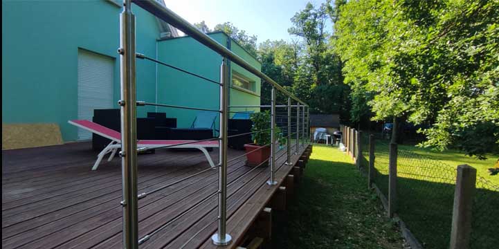 Quel espace respecter entre deux poteaux de garde-corps ?