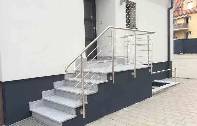 garde corps escalier sur palier entree