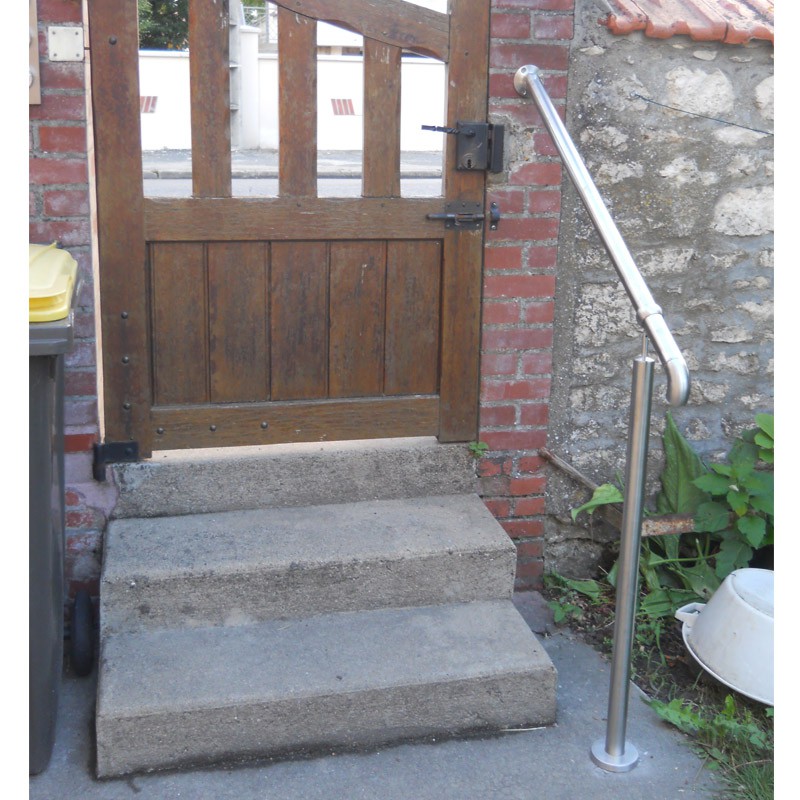 rampe escalier inox exterieure avec depart mural orientable